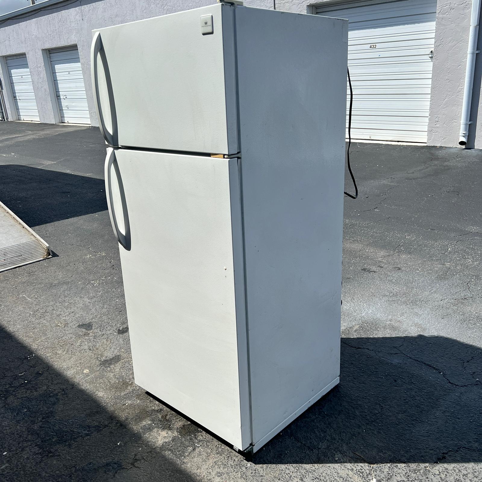 Westinghouse Top and Bottom Refrigerator Westinghouse Top and Bottom Refrigerator